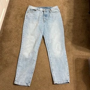 Ultra High Waisted Straight Leg Mom Jeans